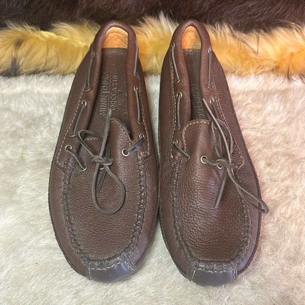 Minnetonka shoes 11 (1400)